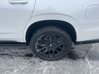 Used 2024 Cadillac Escalade Sport Platinum w/ LPO, ONYX Package video 2