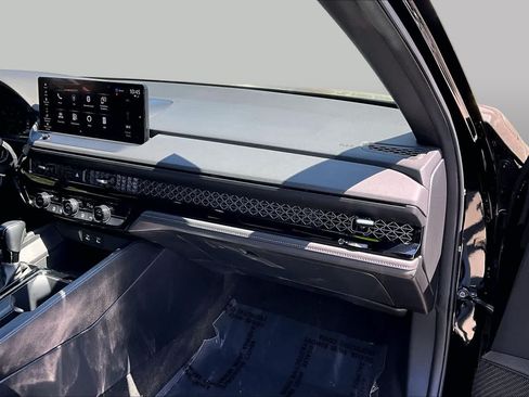 Used 2024 Honda Accord Sport image 18