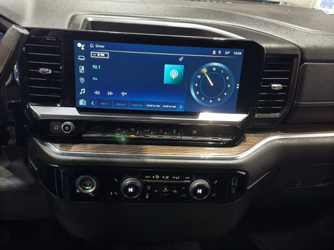 Used 2024 Chevrolet Silverado 1500 RST image 28