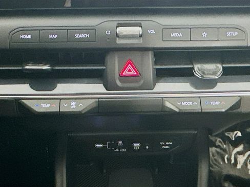 Used 2025 Kia K4 EX FWD image 16