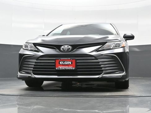 Used 2022 Toyota Camry LE FWD image 26