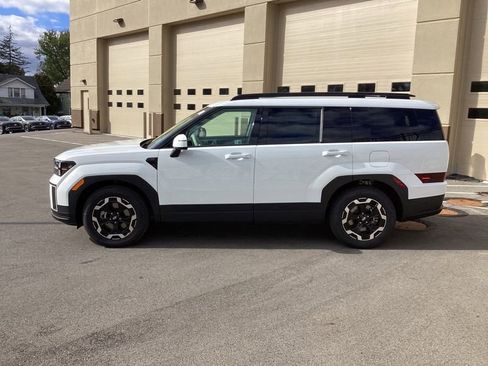 New 2026 Hyundai Santa Fe SEL w/ Tow & Go Package AWD/4WD image 4