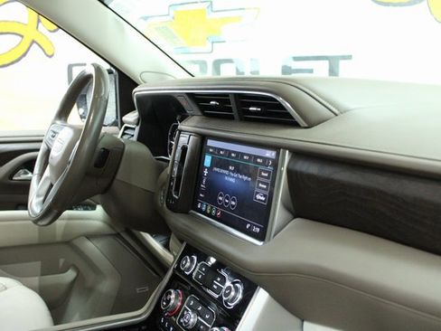 Used 2021 GMC Yukon Denali image 10