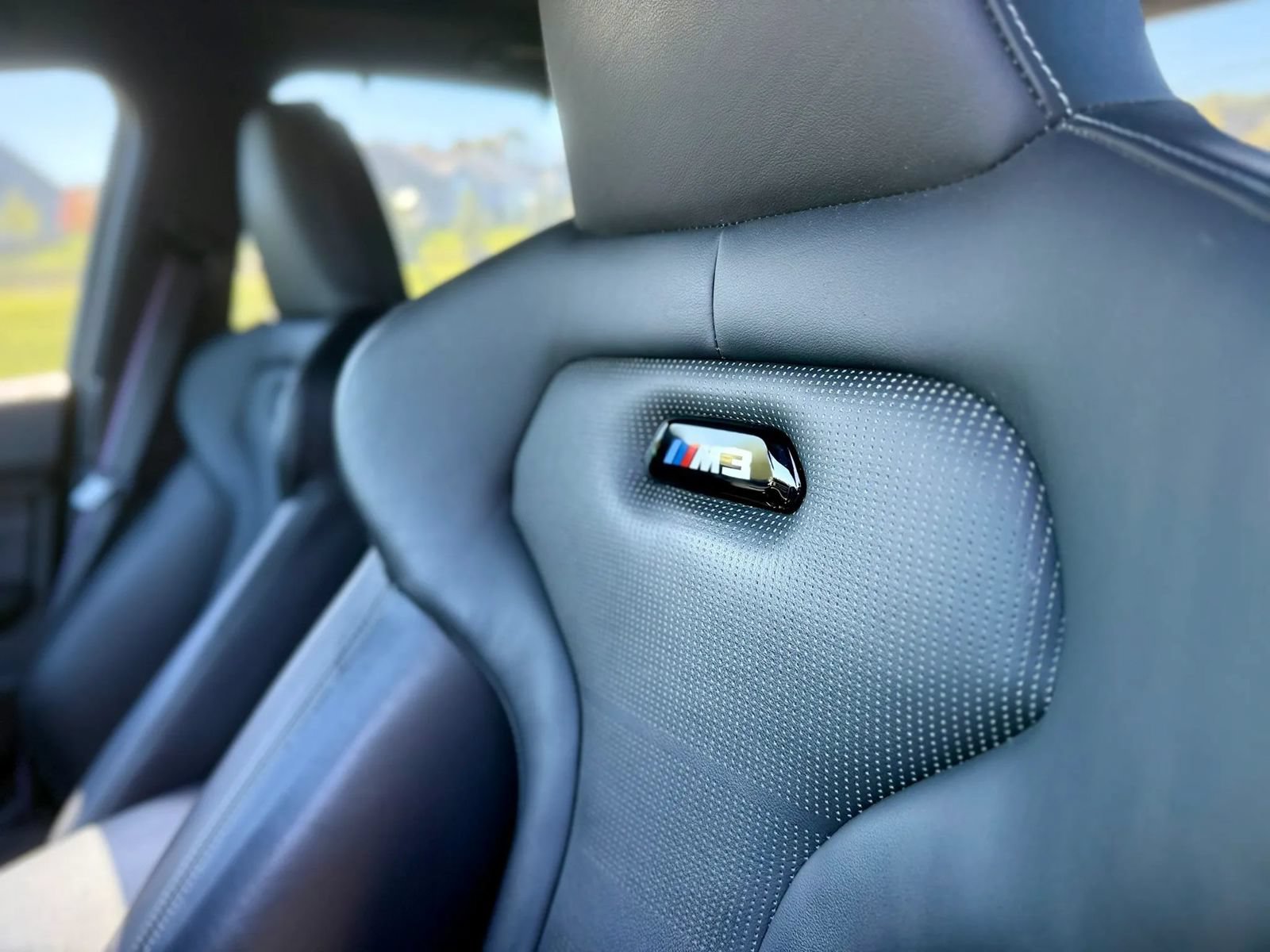 Used 2018 BMW M3 RWD image 13