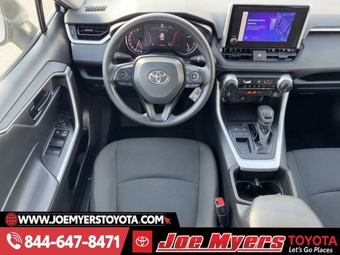 Used 2025 Toyota RAV4 LE image 14