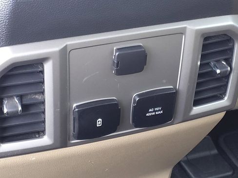 Used 2019 Ford F350 Lariat w/ Lariat Value Package image 13