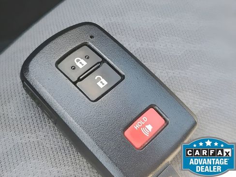 Used 2023 Toyota Tacoma SR5 w/ Technology Package image 37