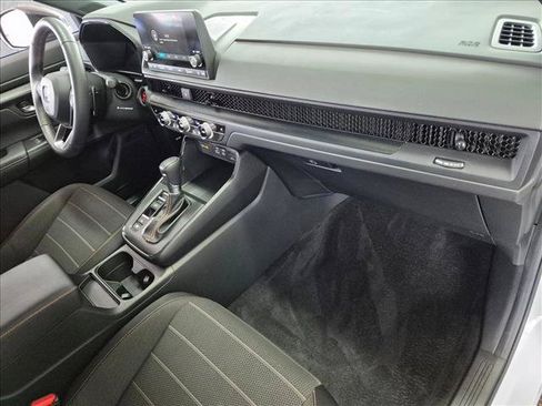 Used 2024 Honda CR-V Sport image 20