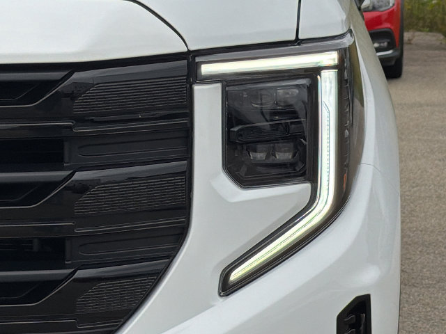 Used 2024 GMC Sierra 1500 Elevation AWD/4WD image 9
