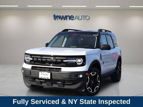 Used 2023 Ford Bronco Sport Outer Banks AWD/4WD image 2