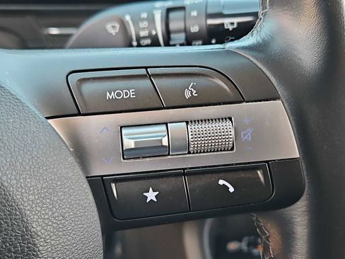 Certified 2025 Hyundai Kona SEL image 24