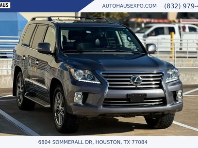 Used 2013 Lexus LX 570 4WD w/ Luxury Pkg w/Pre-crash
