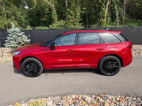 New 2025 Lincoln Corsair Grand Touring w/ Equipment Group 301A image 2