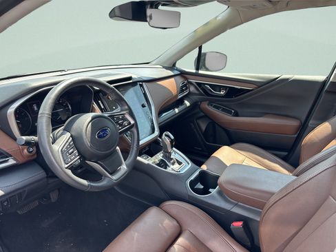 Used 2024 Subaru Outback Touring AWD/4WD image 13