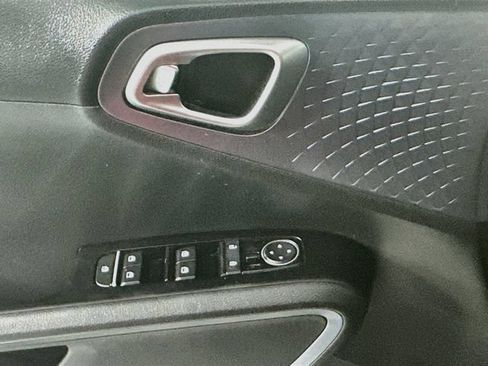 Used 2024 Kia Soul EX FWD image 18