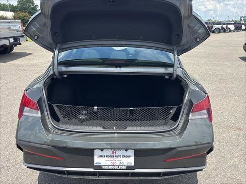 New 2026 Hyundai Elantra Sport FWD image 15