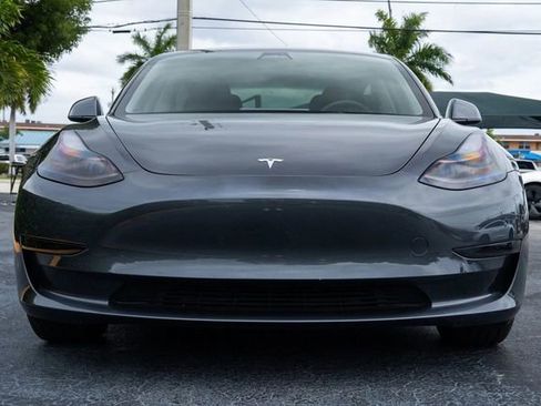 Used 2023 Tesla Model 3 Standard Range RWD image 17