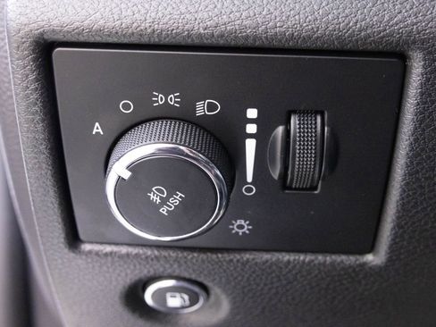 Used 2020 Jeep Grand Cherokee Summit image 20