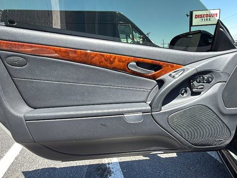 Used 2009 Mercedes-Benz SL 550 image 17