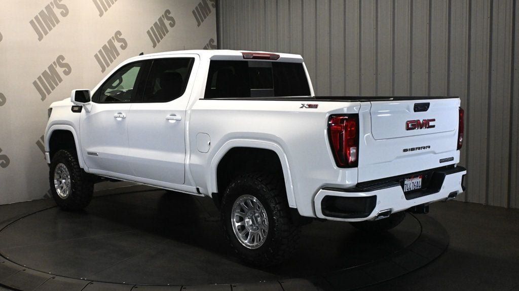 Used 2023 GMC Sierra 1500 Elevation w/ Preferred Package AWD/4WD image 7