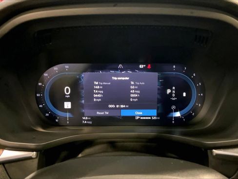 Used 2022 Volvo XC60 B5 Momentum w/ Climate Package image 26