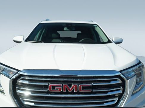 Used 2023 GMC Terrain SLT image 36