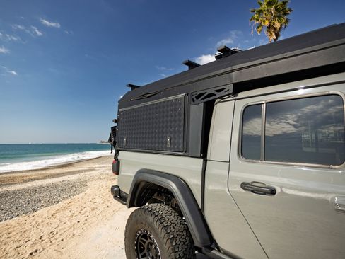 Used 2021 Jeep Gladiator Rubicon image 30