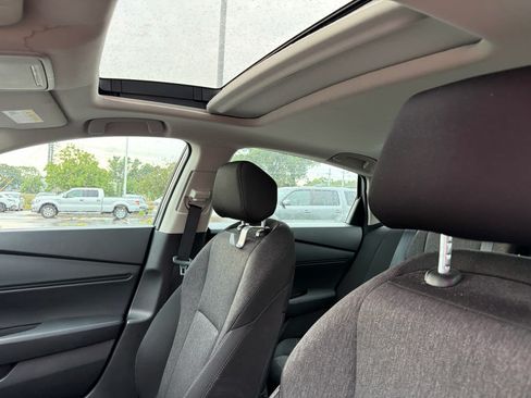 Used 2023 Honda Accord EX image 10