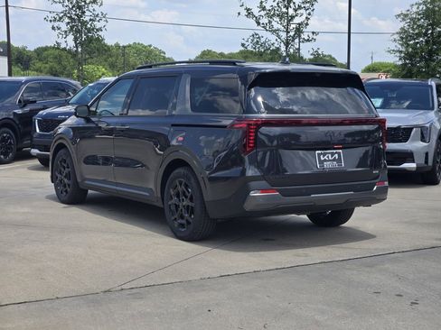 New 2026 Kia Carnival SX Prestige FWD image 3