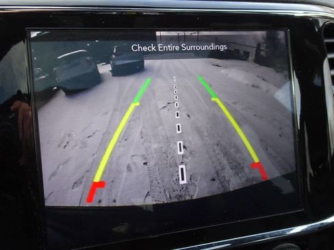 Used 2022 Jeep Grand Cherokee Laredo X image 29