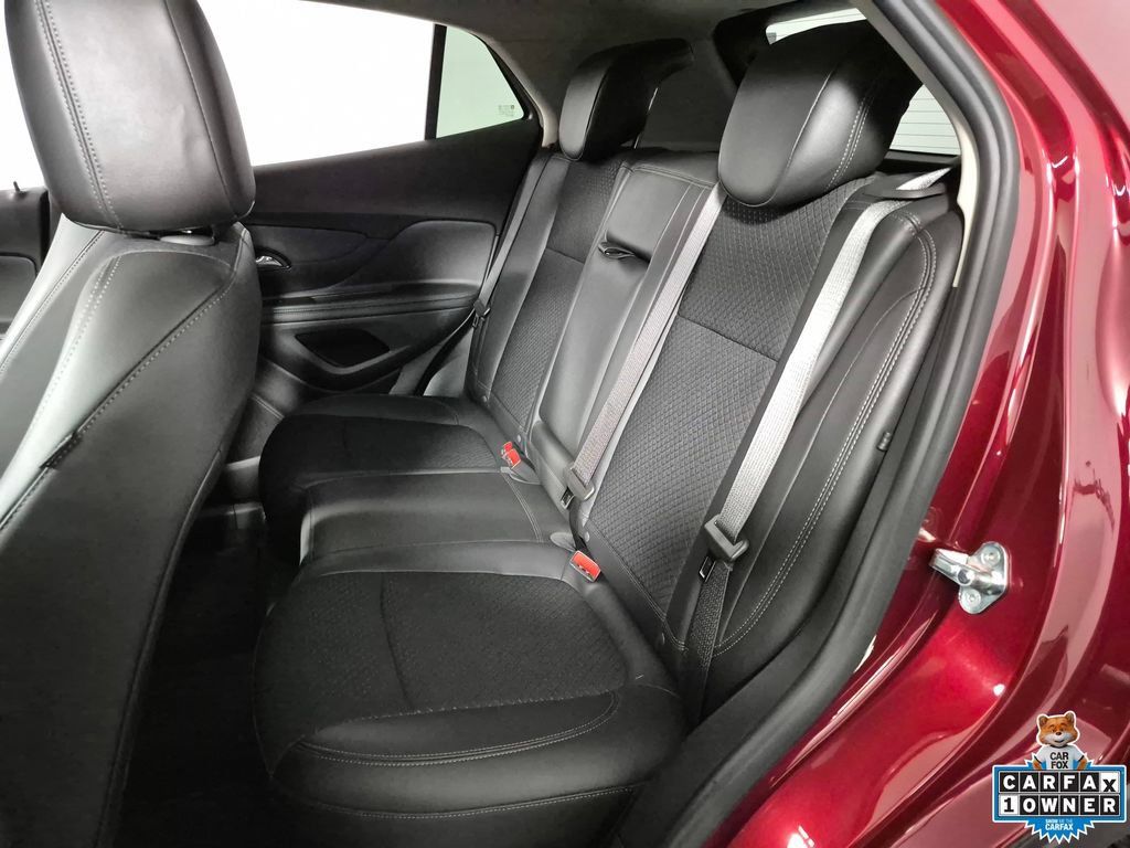 Used 2022 Buick Encore Preferred w/ Safety Package AWD/4WD image 25