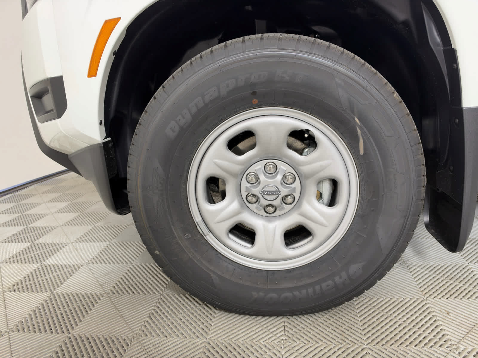 New 2027 Nissan Frontier S w/ S Utility Package RWD image 10