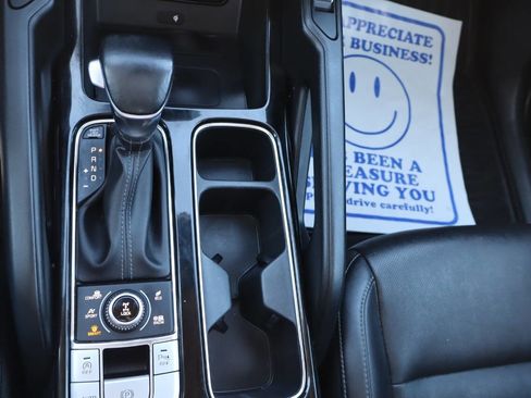 Used 2022 Kia Telluride S image 22