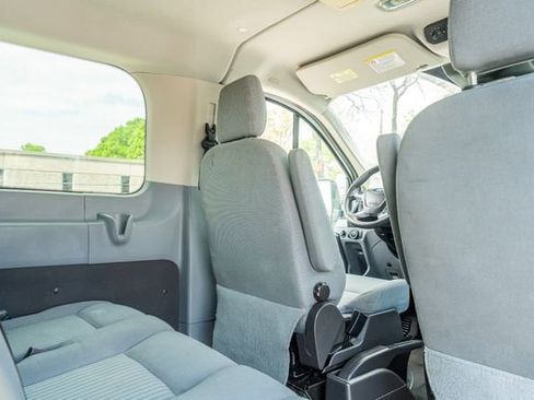 Used 2015 Ford Transit 350 XLT image 34