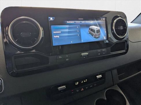 New 2025 Mercedes-Benz Sprinter 2500 image 11