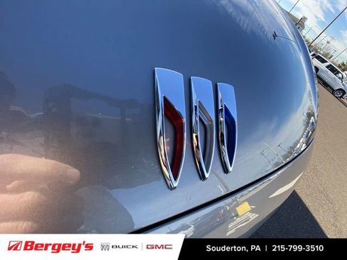 Certified 2025 Buick Envision Preferred image 34