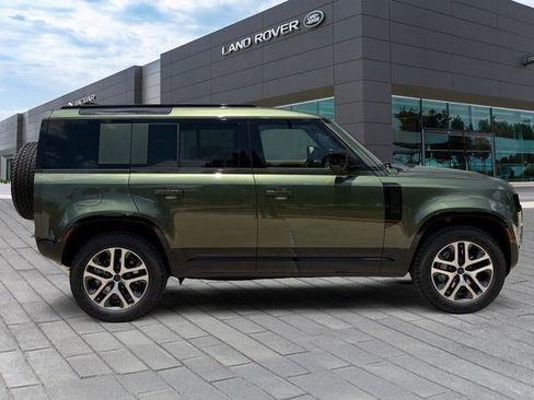New 2026 Land Rover Defender 110 X-Dynamic SE AWD/4WD image 6