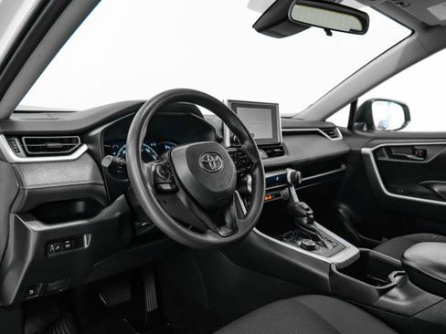 Used 2024 Toyota RAV4 LE image 13