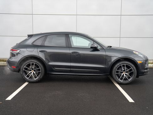 New 2026 Porsche Macan AWD/4WD image 8