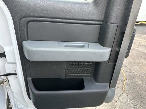 Used 2013 Ford F150 XL w/ Mid Equipment Group image 10