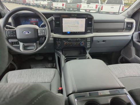 New 2026 Ford F250 XLT w/ XLT Premium Package AWD/4WD image 16