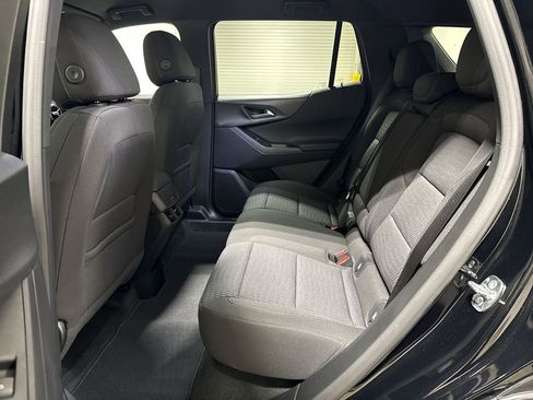 New 2026 Chevrolet Equinox LT w/ Safety and Technology Package AWD/4WD image 21