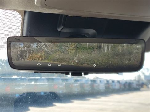 Used 2024 Toyota Tundra Limited image 29