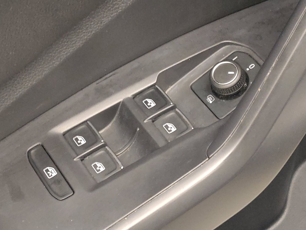 Used 2024 Volkswagen Jetta SE FWD image 27