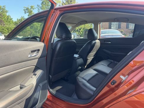 Used 2022 Nissan Altima 2.5 SR FWD image 18