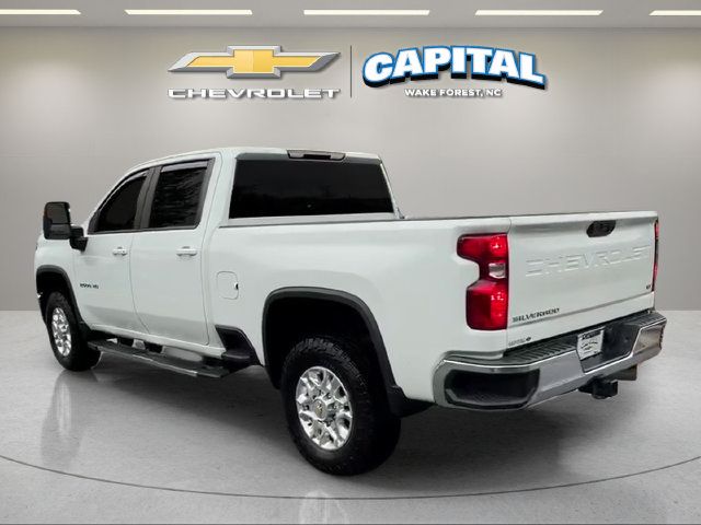 Used 2024 Chevrolet Silverado 2500 LT AWD/4WD image 4