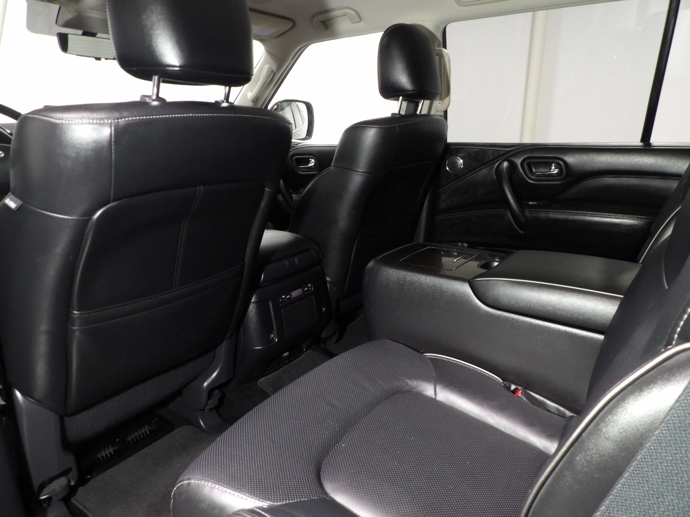 Used 2024 INFINITI QX80 Luxe AWD/4WD image 22
