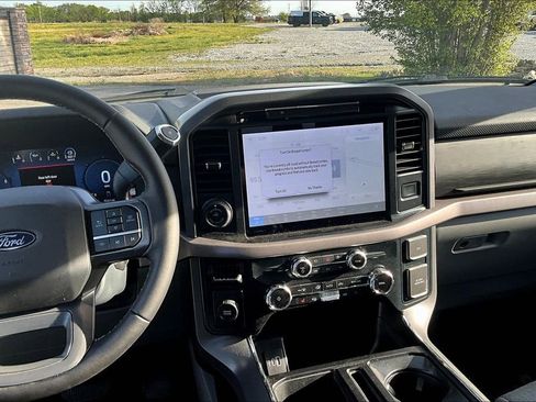 Used 2025 Ford F150 XLT w/ Equipment Group 302A MID RWD image 7