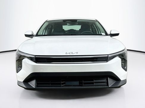 Used 2025 Kia K4 FWD image 2