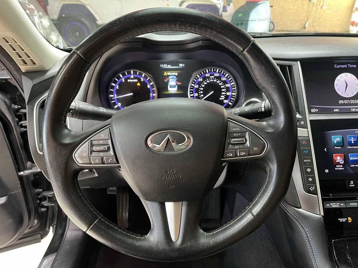 Used 2017 INFINITI Q50 2.0t w/ Moonroof Package AWD/4WD image 12